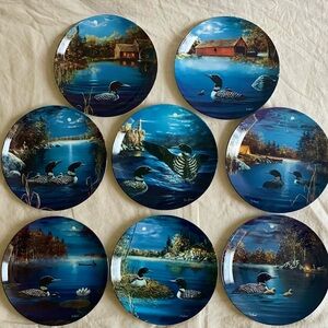 Set of 8 8“ loon artwork plates